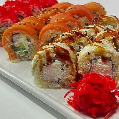 Сет роллов Камчатка в Iago по цене 1990 ₽