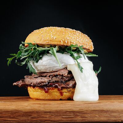 Бургер мачете Камамбер в Ешь Мясо BISTRO по цене 2650 ₽