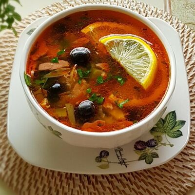 Солянка в Пельменная по цене 215 ₽
