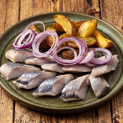 Сельдь по-Радзивилловски в Сябры по цене 390 ₽