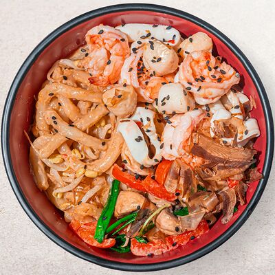 Удон с морепродуктами в Sushi Bistro по цене 560 ₽