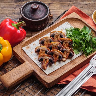 Шампиньоны на мангале в Пельмения по цене 448 ₽