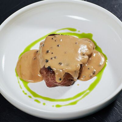 Стейк из говядины с перечным соусом в Nuahule по цене 37 р.