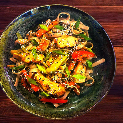 Wok Удон Гвидонв WORLD MANGAL CLUB по цене 515 ₽