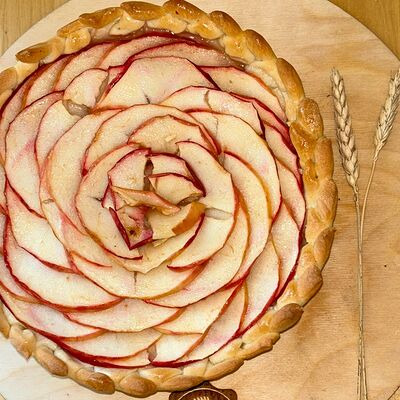 Пирог Яблочный в Bakery по цене 240 ₽