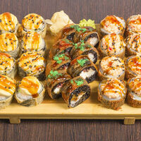 Сет Сенсей в Луиджи & Тосё