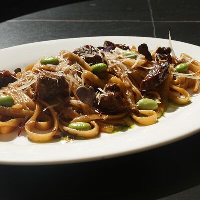 Паста с телятиной под соусом демиглас в Nest по цене 570 ₽