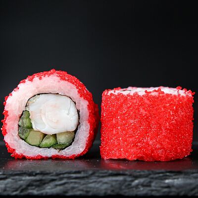 Калифорния с тигровыми креветкамив Loca Pizza по цене 600 ₽