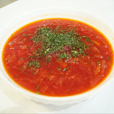 Борщ с говядиной в Тианети по цене 510 ₽