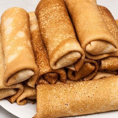 Блинчик с сыром и ветчиной (шт) в Вареничная по цене 80 ₽