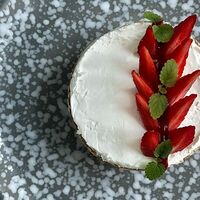 Клубничный тарт в Усадьба на дворянской