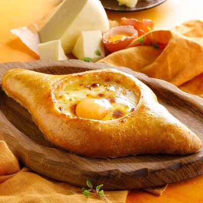 Хачапури по-аджарски в Маймун по цене 590