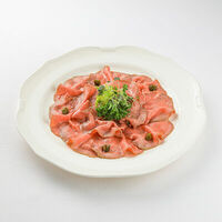 Вителло тоннато в La Scala Trattoria Ignazio