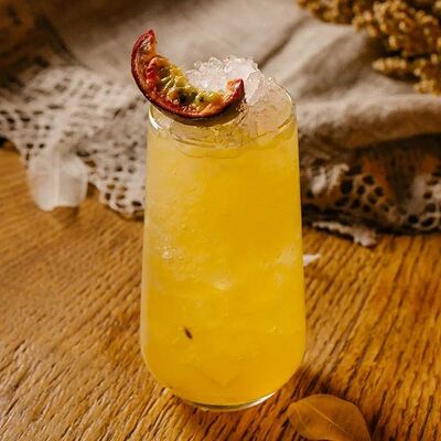 Лимонад маракуйя в Мадьяр-Гриль по цене 420 ₽