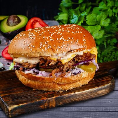 Bif burger в ЖАРИМ НА УГЛЯХ 24 по цене 640 ₽