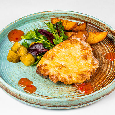 Свинина с грибами и сыром в Фёст по цене 540 ₽