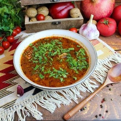 Харчо по-старинному в Три хинкали&Шашлык по цене 639 ₽