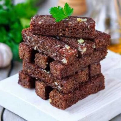 Гренки с чесноком в Шаверма-бар Рыба мОя по цене 270 ₽