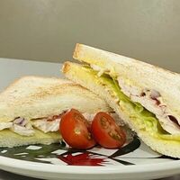 Сэндвич с копченой курицей в Хорошие Хинкали