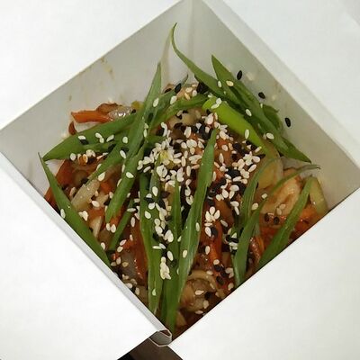 Рис с курицей в Суши Мань по цене 350 ₽