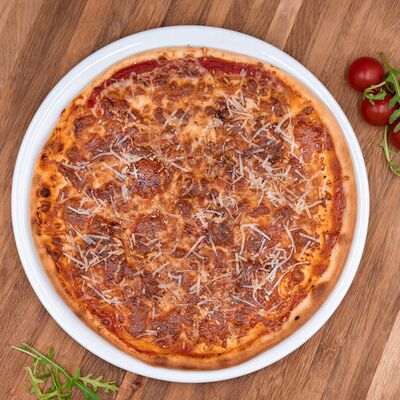 Пицца Маргаритав 30 см по цене 600 ₽