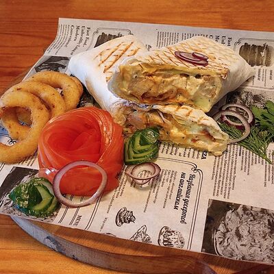 Шаурма со свининой в МЯСО ЕСТЬ по цене 510 ₽