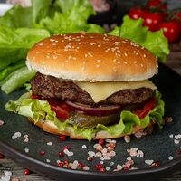 Бургер говяжий в Istanbul StreetFood