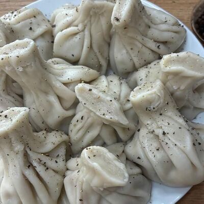 Хинкали с сыром в Шашлык 1 по цене 460 ₽