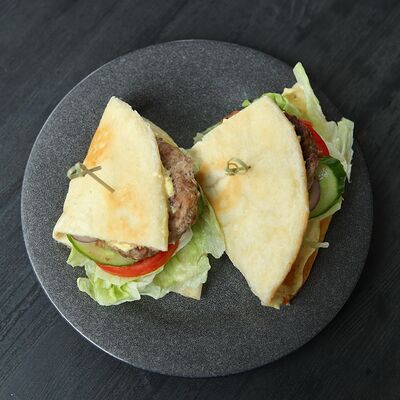 Плескавица в Moloko по цене 450