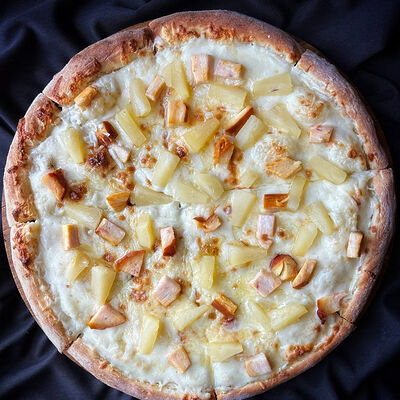 Пицца Гавайская в Урбан Гриль по цене 696 ₽