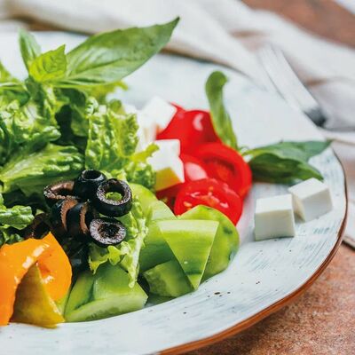 Греческий в Krutli по цене 495 ₽