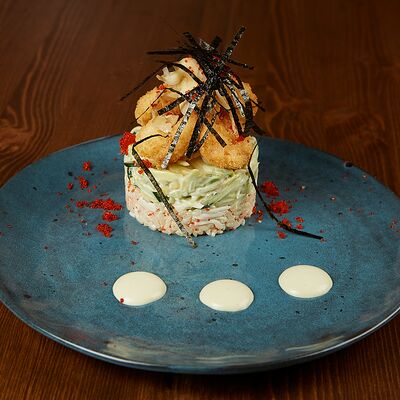 Салат Калифорния в Bullet Bar по цене 750 ₽