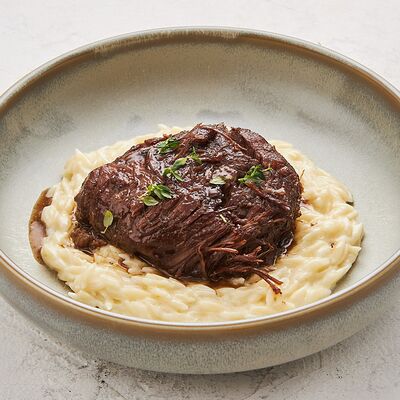 Говяжьи щечки в Балтия по цене 990 ₽