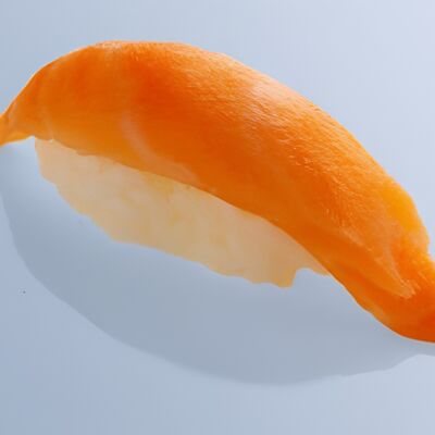 Суши с лососем в Love Rolls по цене 139 ₽