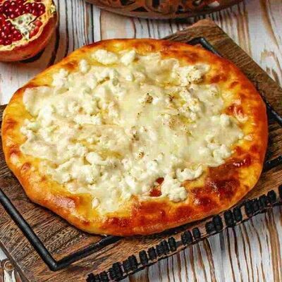 Хачапури по-мегрельски в Тут харчо по цене 654 ₽