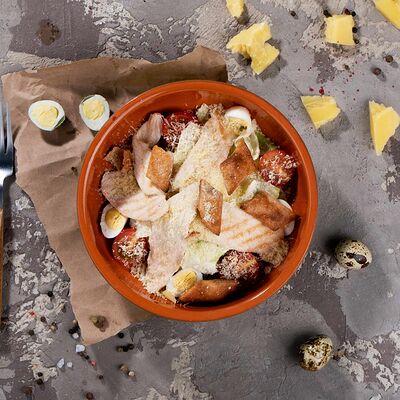 Цезарь с курицей в Злаки маки по цене 310 ₽