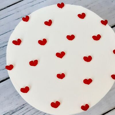 Бенто-торт с сердечками в Премиум торт по цене 2300 ₽