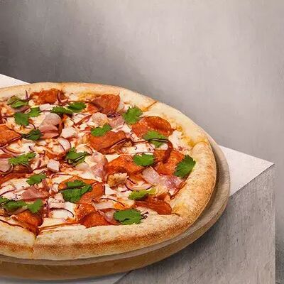 Мясная 25 см в EDOO Rolls & Pizza по цене 755 ₽