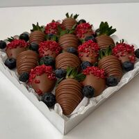 Клубника в шоколаде 16 шт LI в Allowberry