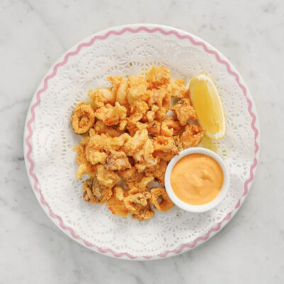 Фритто мисто из хрустящих морепродуктов в Marso Polo по цене 1300 ₽