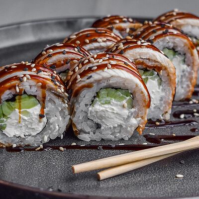 Филадельфия с угрем в Суши Кото по цене 939 ₽