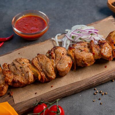 Шашлык из cвинoй вырезки в Шашлык City по цене 575 ₽