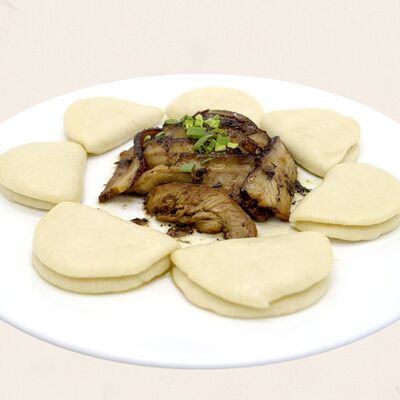 Нежная свиная грудинка с квашеной горчицей в Золотая панда по цене 2034 ₽