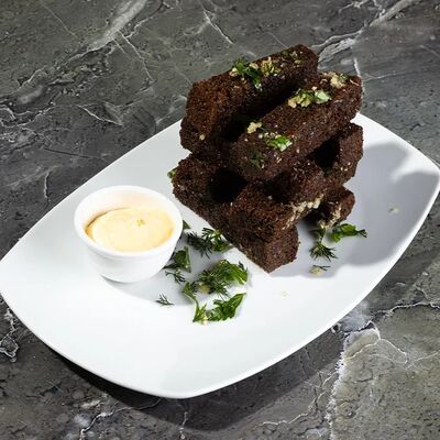 Гренки с сырным соусом в Фореста Фестиваль Парк по цене 450 ₽