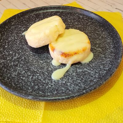 Домашние Сырнички 2 шт. в ШАУРМАНИЯи НЕ ТОЛЬКО по цене 259 ₽