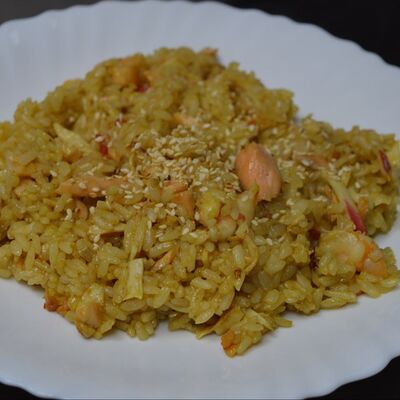 Рис с морепродуктами в SUSHIROLLS по цене 340 ₽