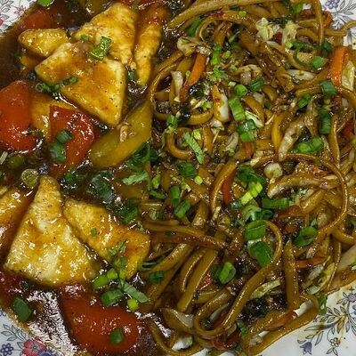 Лапша Ведж & Чиз чили в Ashokas Индийская кухня по цене 510 ₽