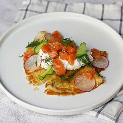 Блины с лососем в Traveler's coffee по цене 631 ₽