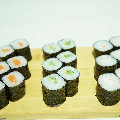 Сет мини ролловв СУШИSELL по цене 999 ₽