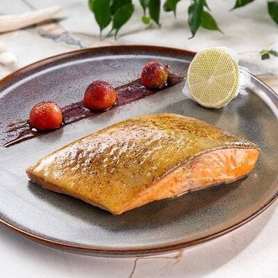 Стейк из дикого лосося в Мясо & Рыба по цене 1990 ₽